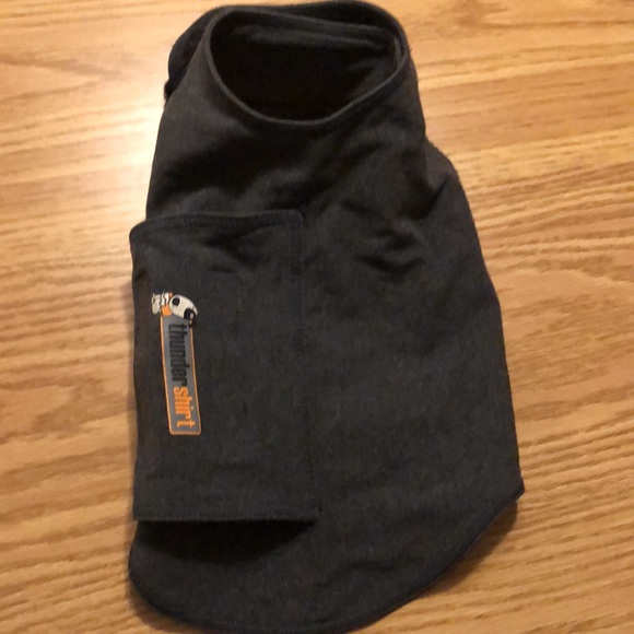 Dog Thundershirt.  Gently used. - Picture 5 of 7
